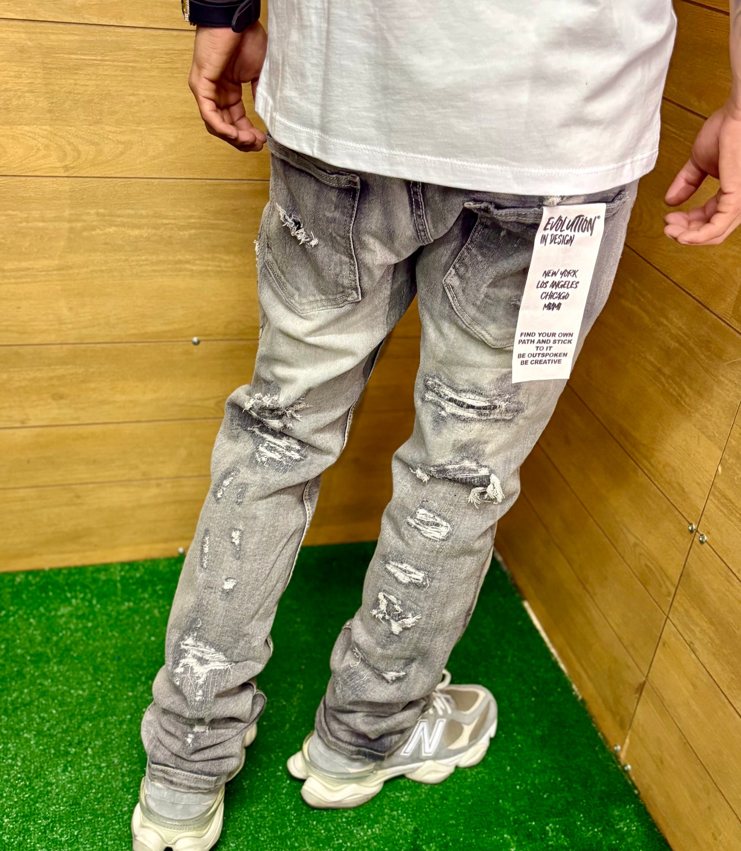 •Skinny Fit•
