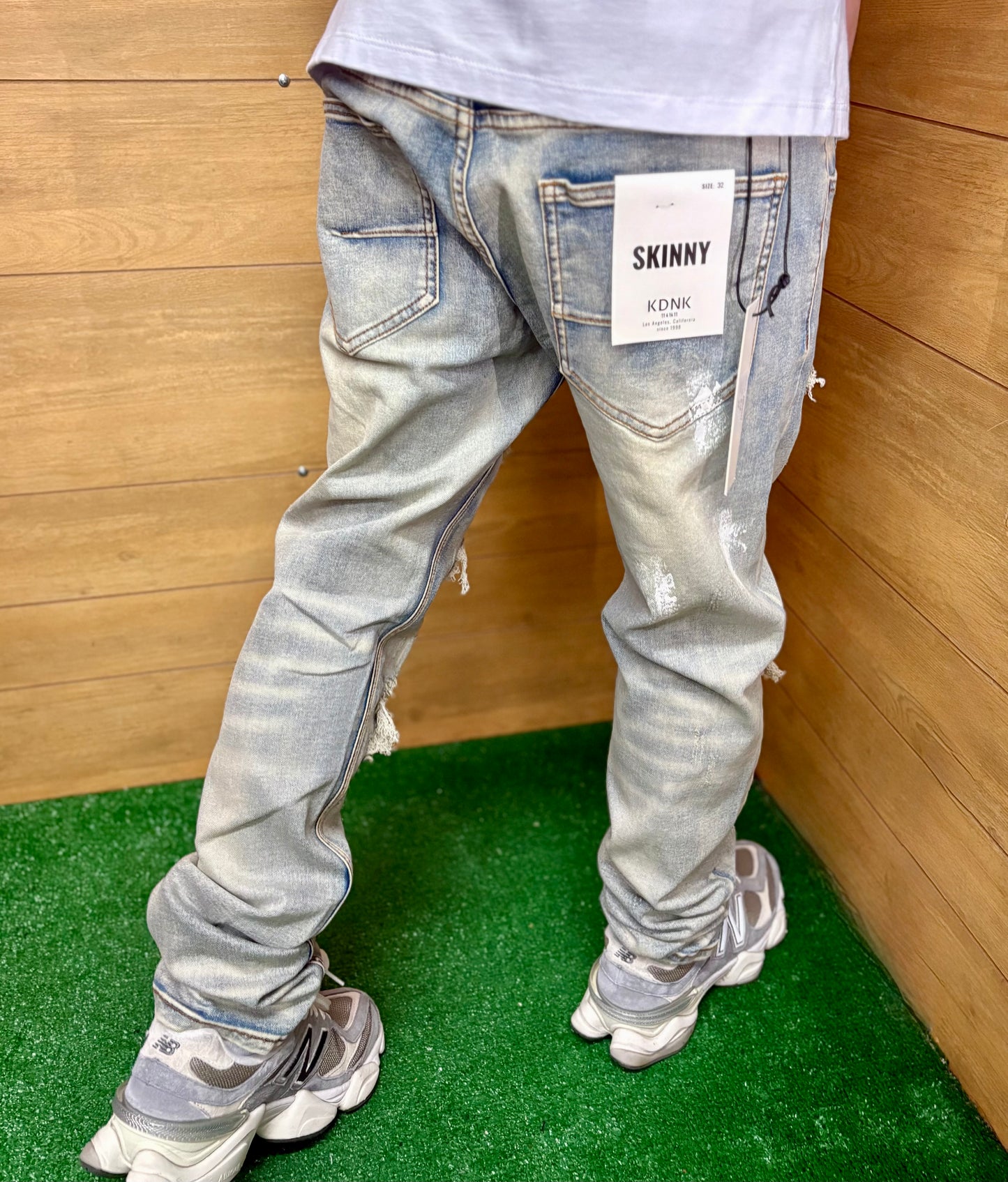 •Skinny Fit•